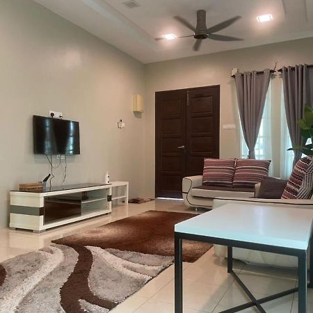 Vistana Indah Homestay アロースター エクステリア 写真