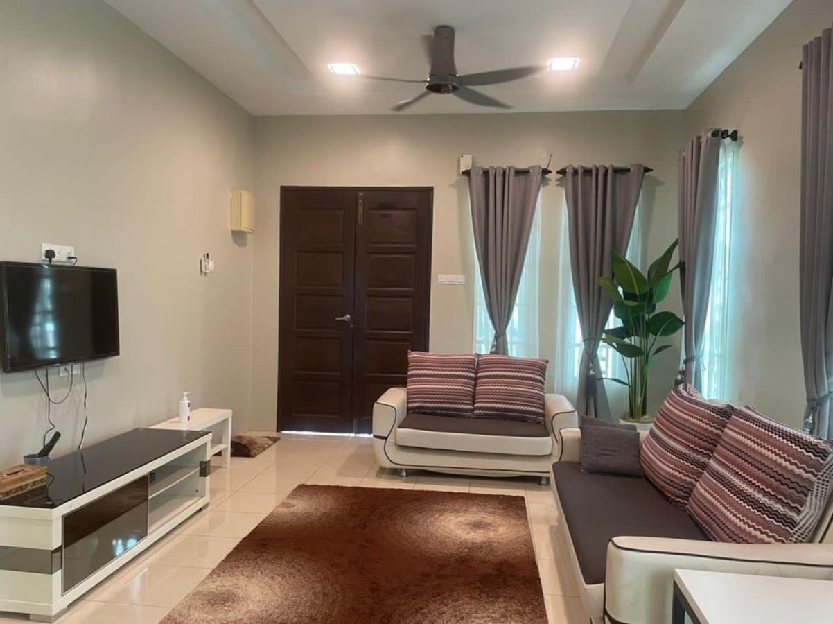 Vistana Indah Homestay アロースター エクステリア 写真