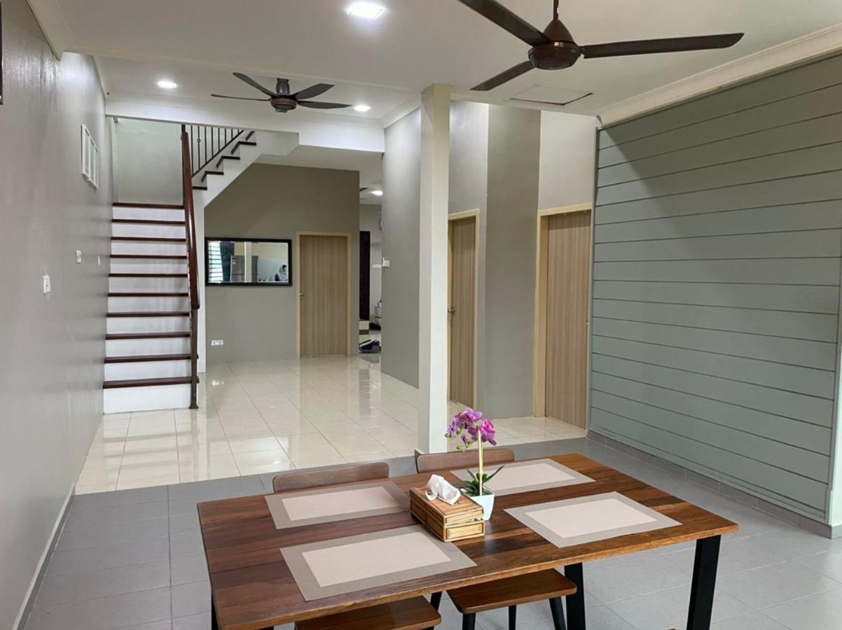 Vistana Indah Homestay アロースター エクステリア 写真